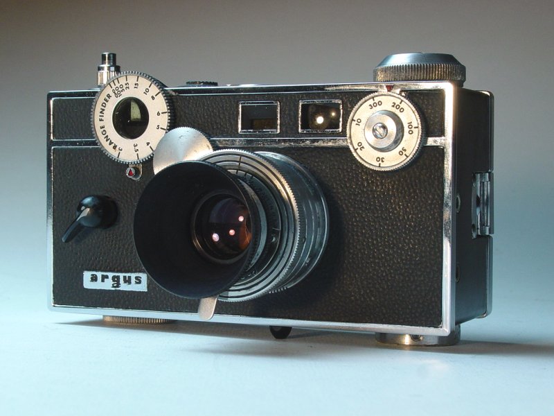 Argus C-3 with Ednalite lens hood