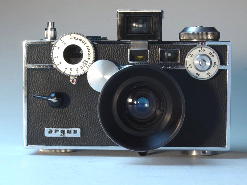 Argus Sandmar 35mm f/4.5 Wide Angle on C3 with finder
