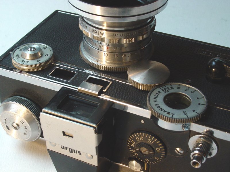 Argus Sandmar 35mm f/4.5 Wide Angle on C3 with finder