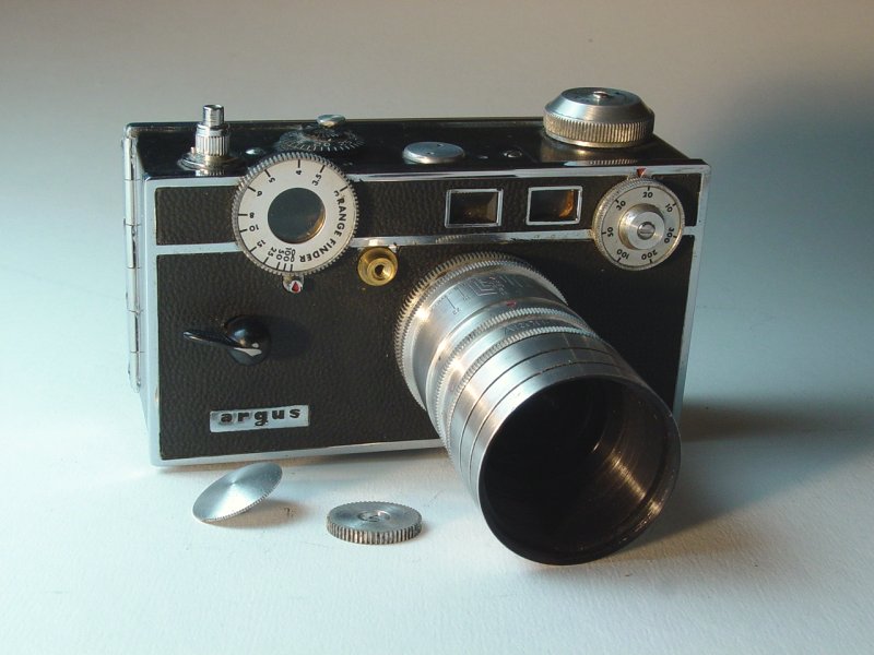 Argus Tele-Sandmar 100mm f/4.5 threaded onto C3
