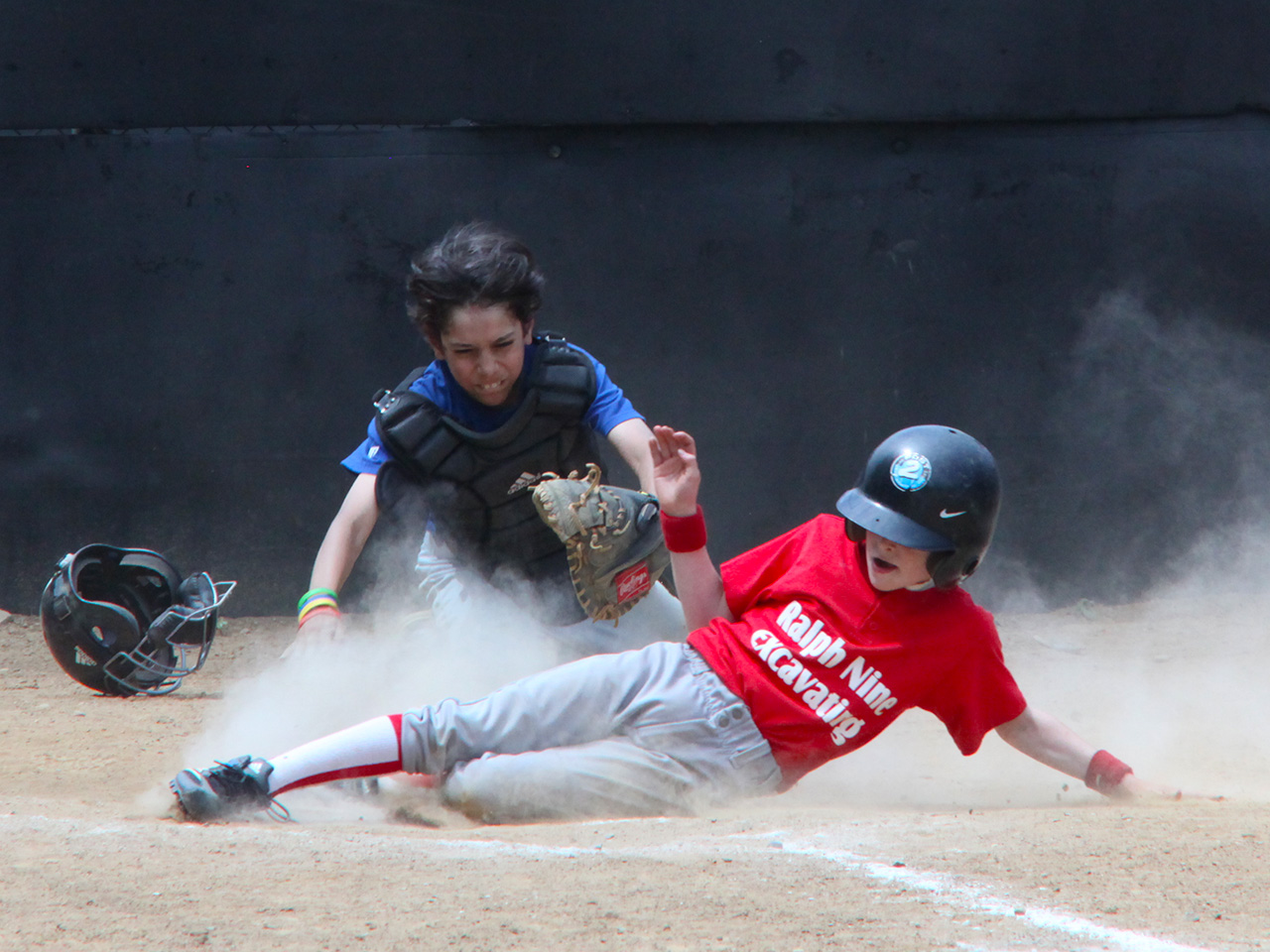 Tom Catching (Safe)
