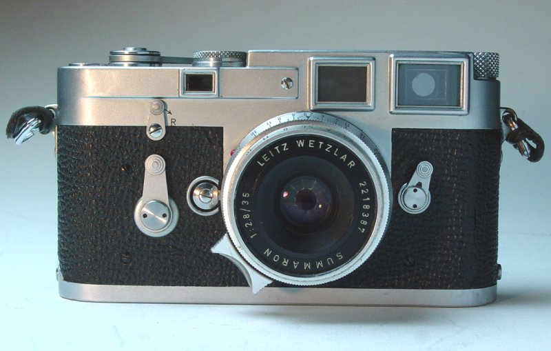 Leica M3 with Summaron 35mm f/2.8