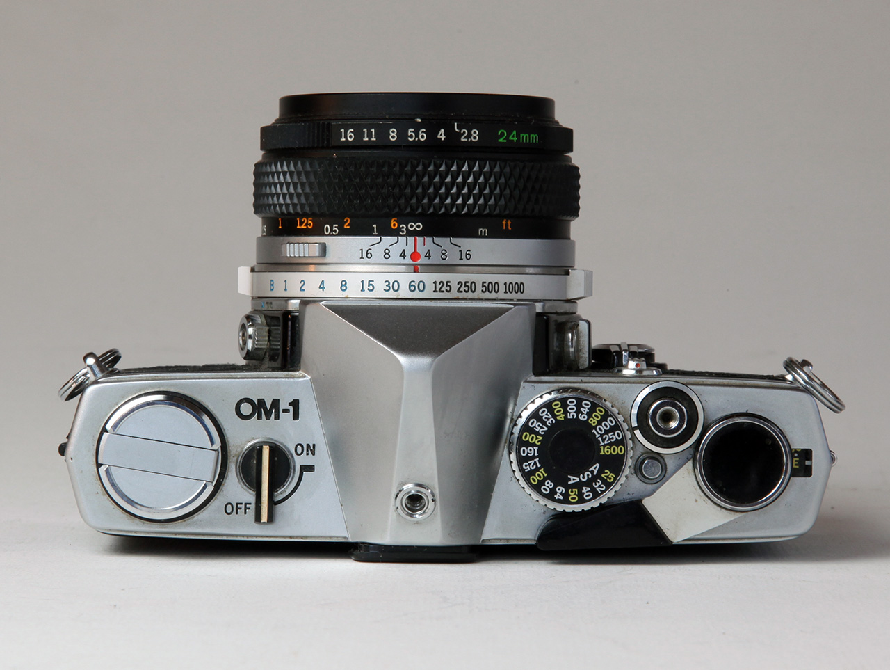 Click to Enlarge - Olympus OM System H.Zuiko Auto-W 1:2.8 f=24mm with OM-1 MD