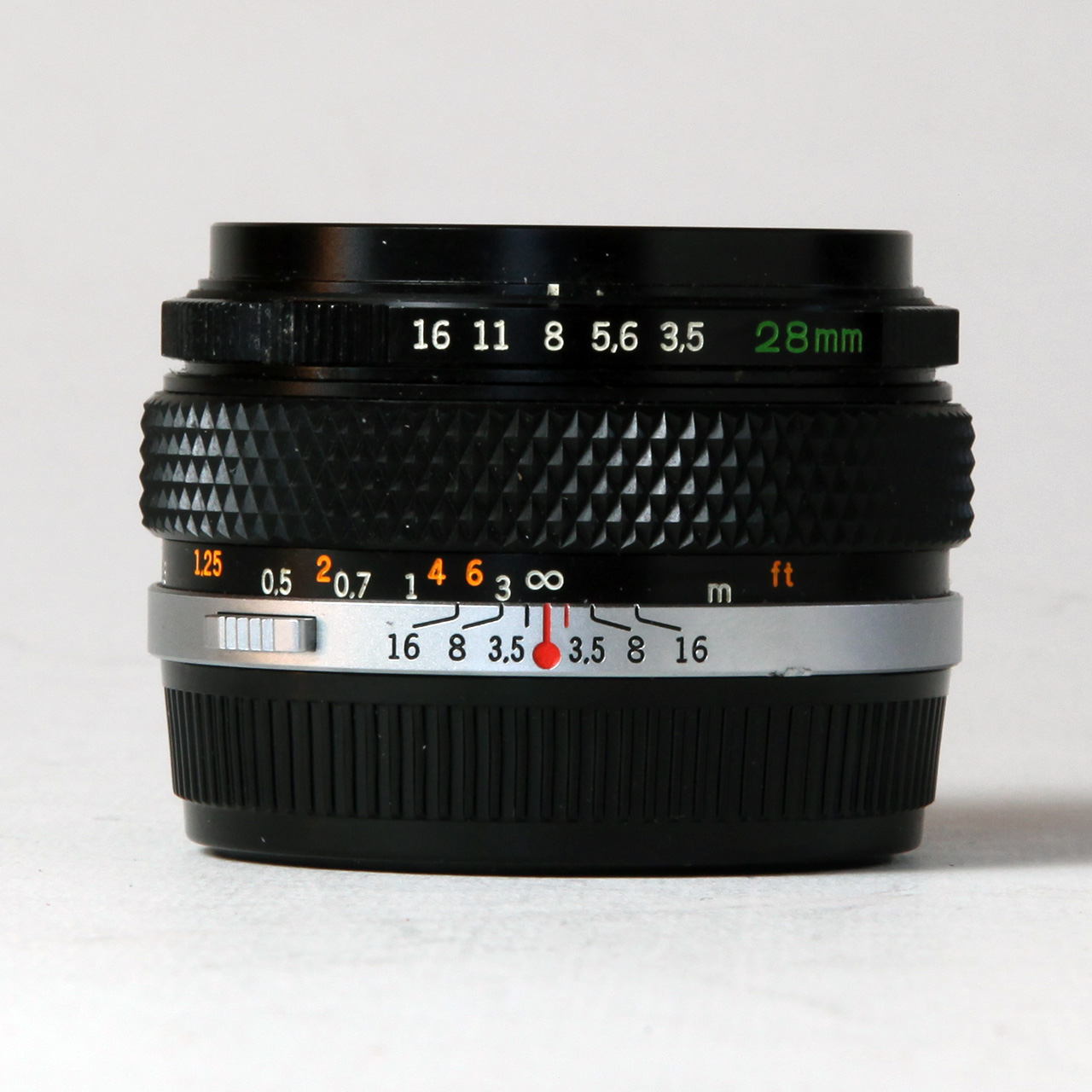 Click to Enlarge - Olympus OM System G.Zuiko Auto-W 1:3.5 f=28mm with OM-1 MD