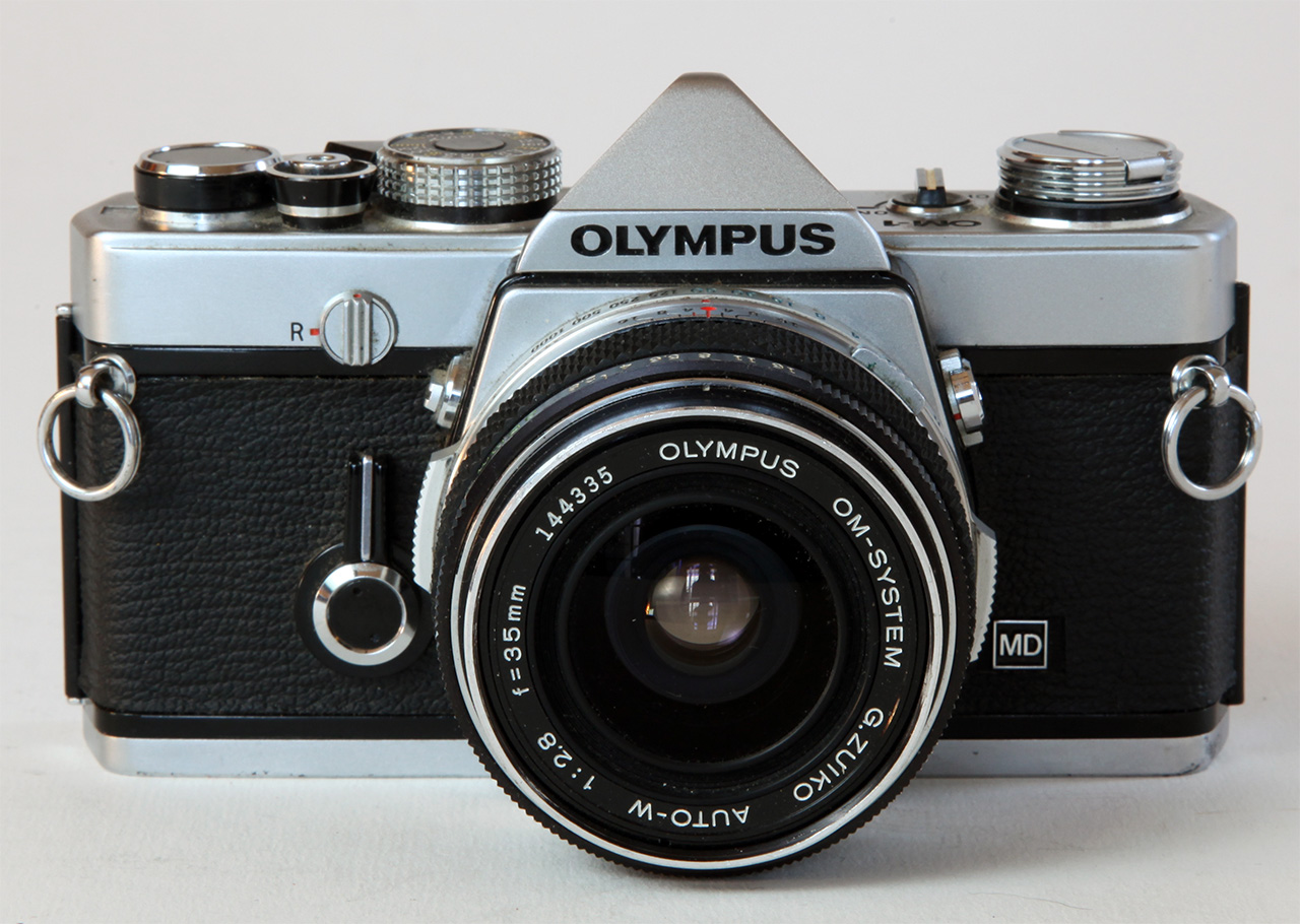 Click to Enlarge - Olympus OM System G.Zuiko Auto-W 1:2.8 f=35mm with OM-1 MD