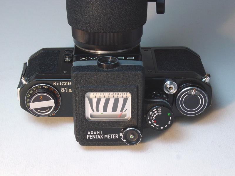 Asahi Pentax CdS Clip-on Exposure Meter for S1-S3/H1-H3 series (bottom) on Asahi Pentax S1a