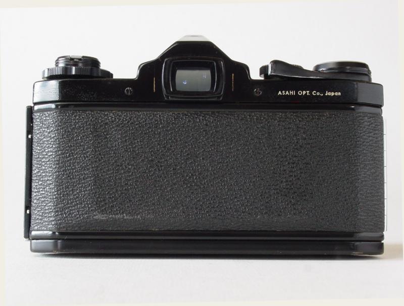 Honeywell Pentax H3v with Auto Takumar 55mm f/1.8 - Click to Enlarge