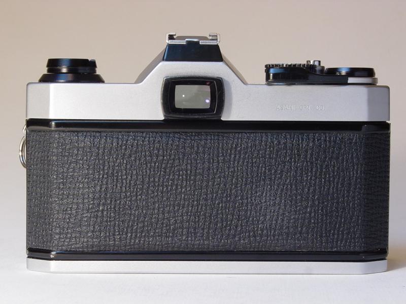 Asahi Pentax K1000 with SMC Pentax-M 50mm f/2.0