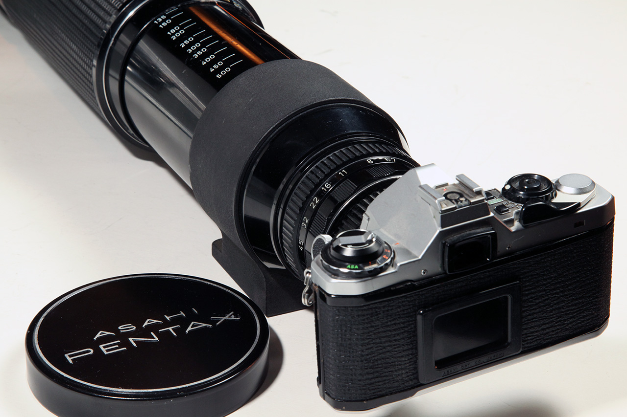 SMC PENTAX ZOOM 1:6.7 135~600mm and ME-Super