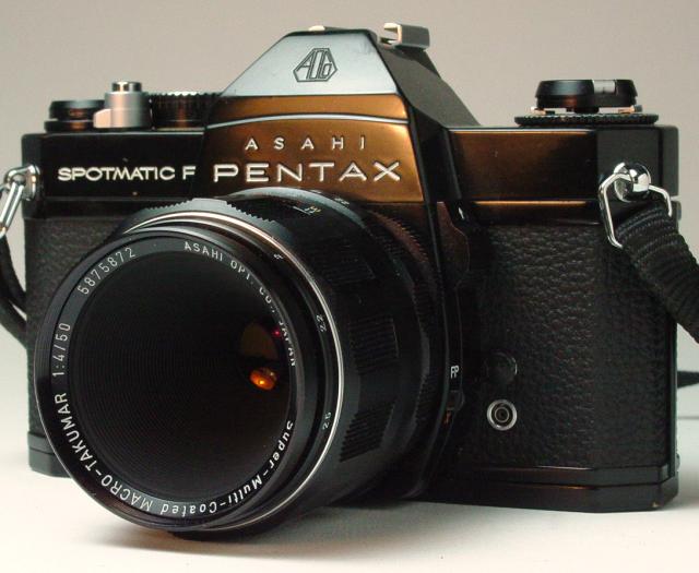 Spotmatic F and Super-Multi-Coated MACRO-TAKUMAR 1:4/50mm (1:2)