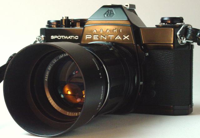 Super-Multi-Coated TAKUMAR 1:2.8/105mm with Spotmatic II