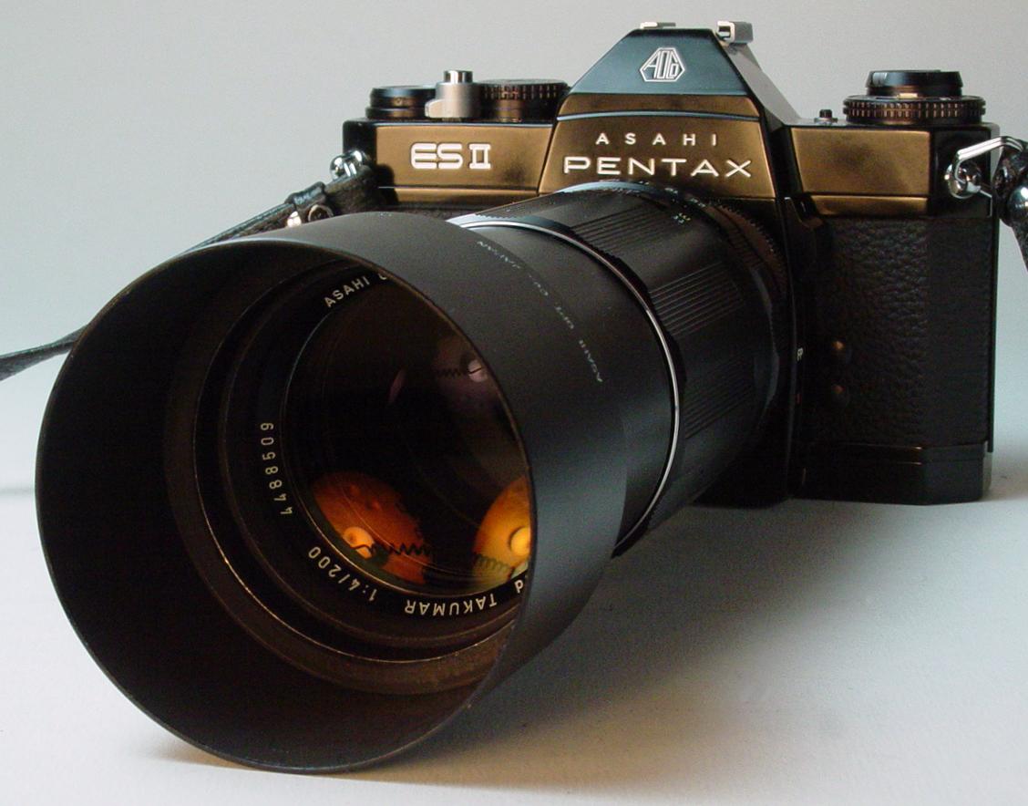 Super-Multi-Coated TAKUMAR 1:4/200mm with ESII - Click to Enlarge
