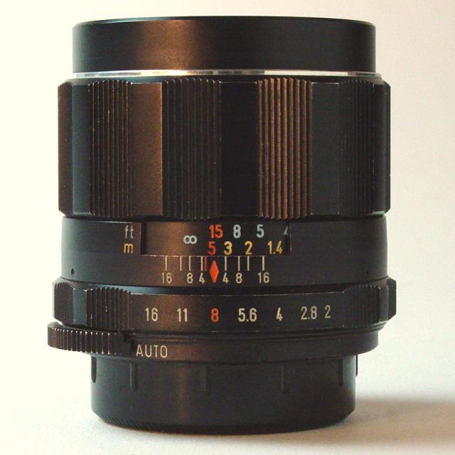 Super-Multi-Coated TAKUMAR 1:2/35mm - Click to Enlarge