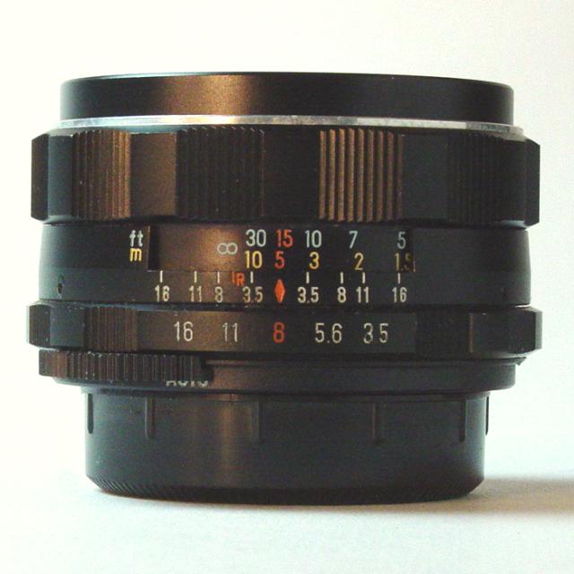 Super-Multi-Coated TAKUMAR 1:3.5/35mm - Click to Enlarge