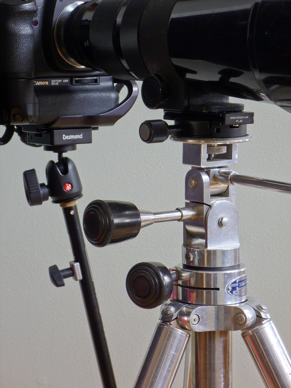 Super-Multi-Coated TAKUMAR 1:4.5/500mm and Manfrotto 359 Long Lens Support