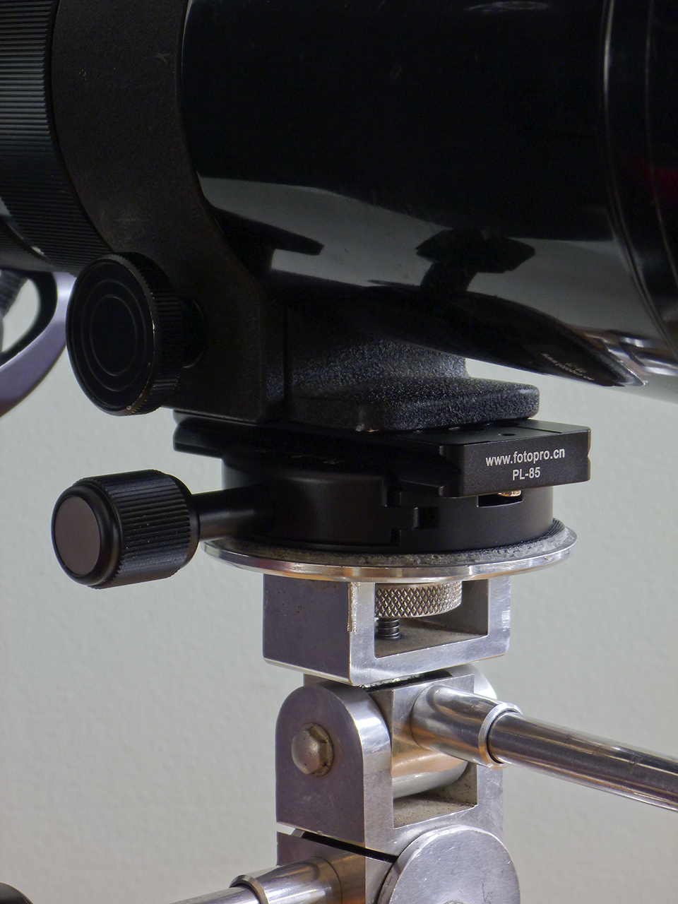 Desmond DAC-01 50mm QR Clamp 3/8