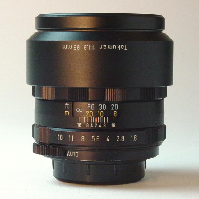 Super-Multi-Coated TAKUMAR 1:1.8/85mm - Click to Enlarge