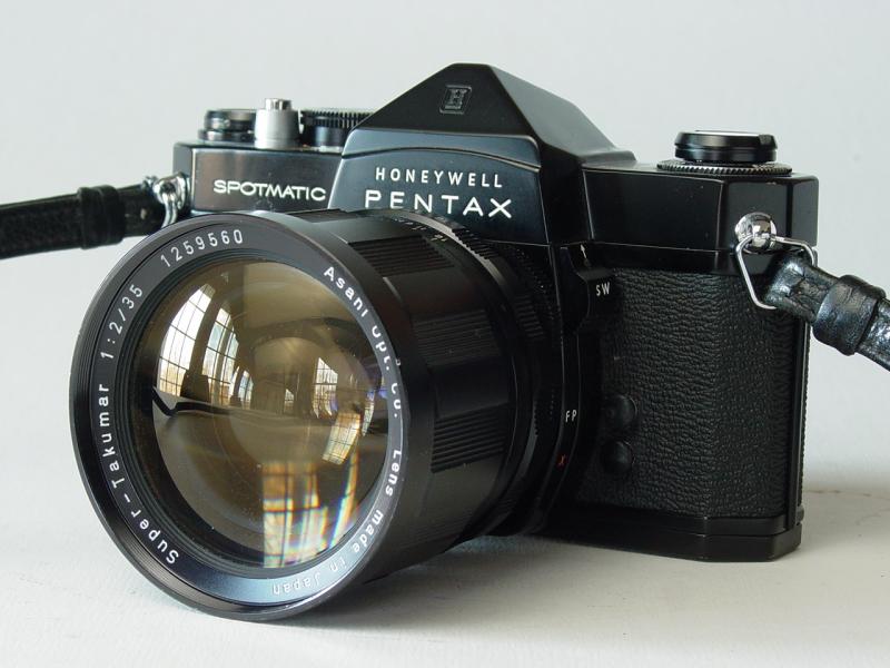 Super-Takumar 35mm f/3.5 with Spotmatic