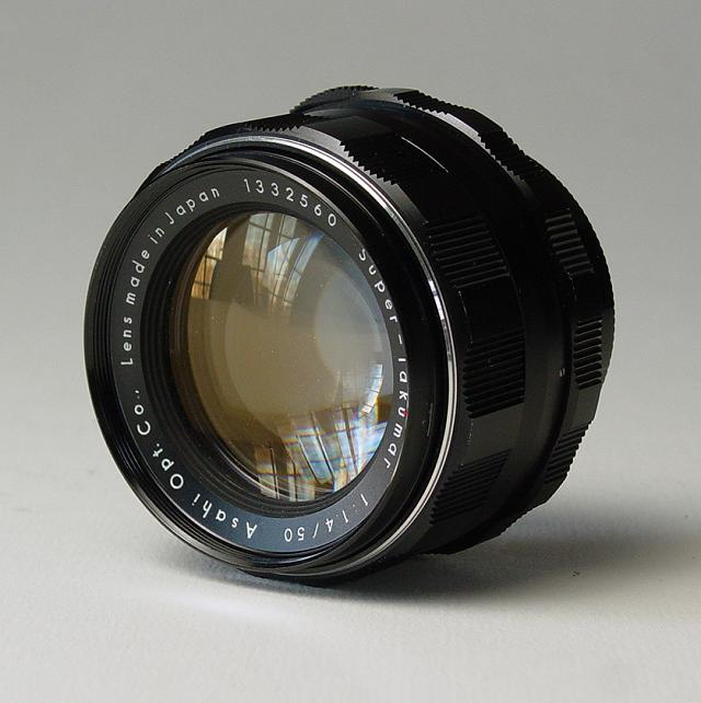 Asahi Pentax Super-Takumar 1:1.4 / 50mm - Click to Enlarge