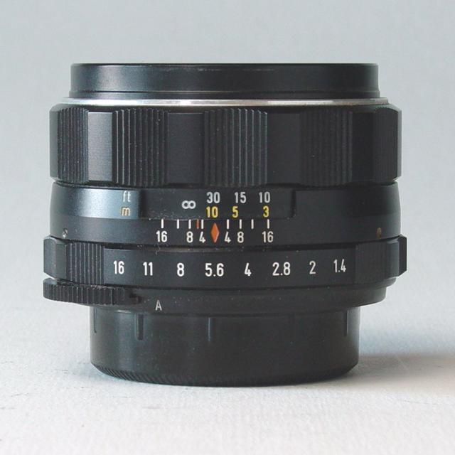 Super-Takumar 1:1.4 / 50mm with Spotmatic