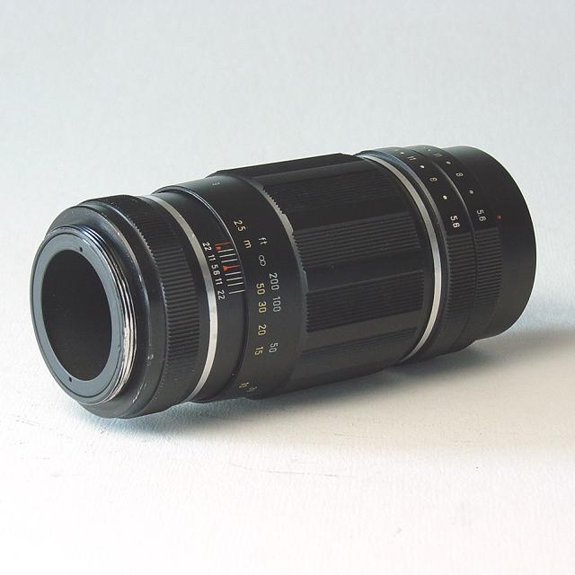 Asahi Pentax Tele-Takumar 1:5.6/200mm - Click to Enlarge