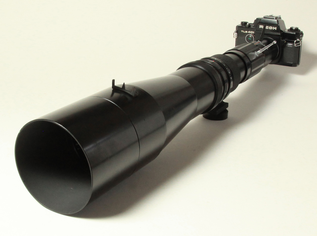 Click to Enlarge - Vivitar 1:8.0 800mm with RICOH TLS 401