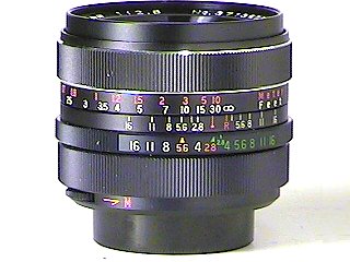 Vivitar 28mm f/2.8 SM