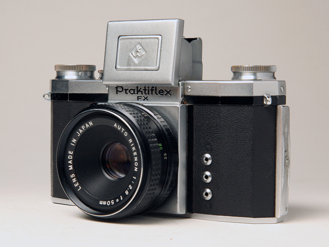 Click to Enlarge - Praktiflex FX - Waist-level Finder