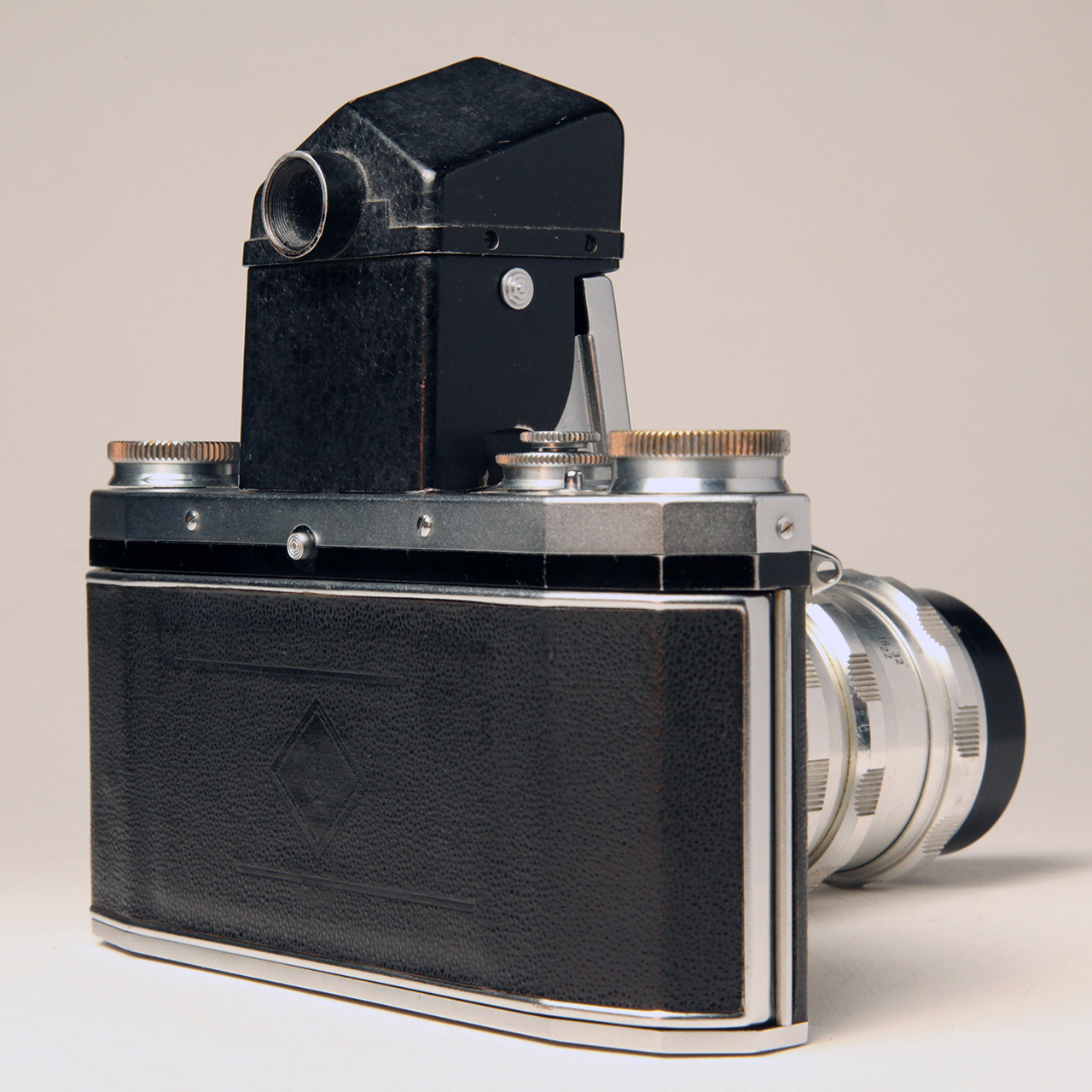 Click to Enlarge - Praktiflex FX with Carl Zeiss Jena Prism Finder