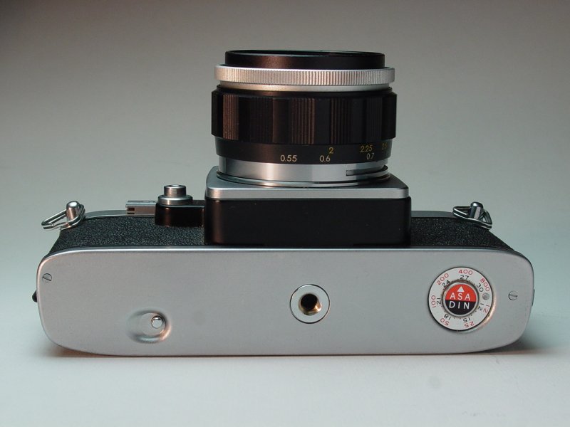 Yashica Penta J with Auto Yashinon 1:2 f=5cm