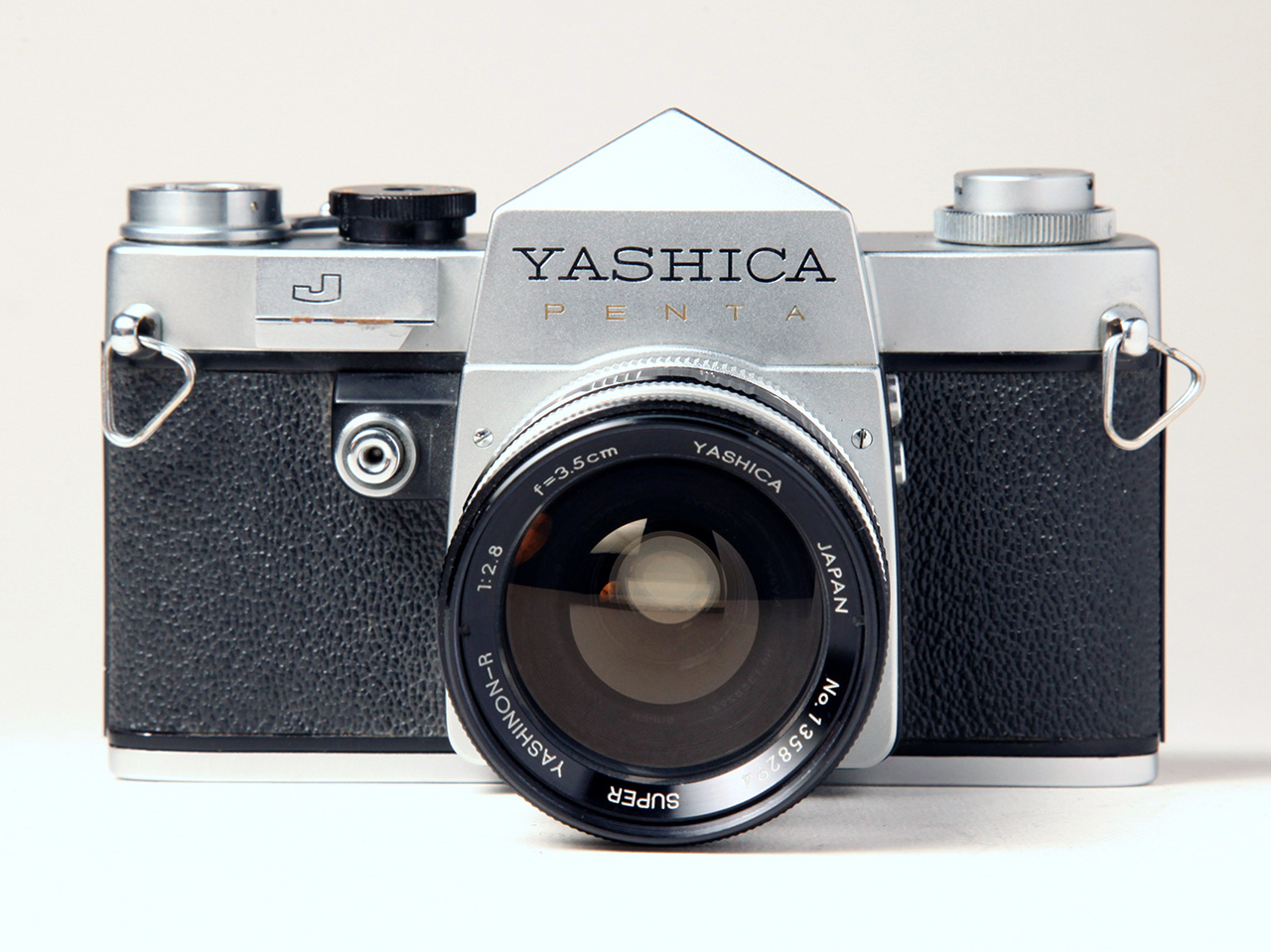 Click to Enlarge - Super Yashinon-R 1:2.8 35mm on Yashica J